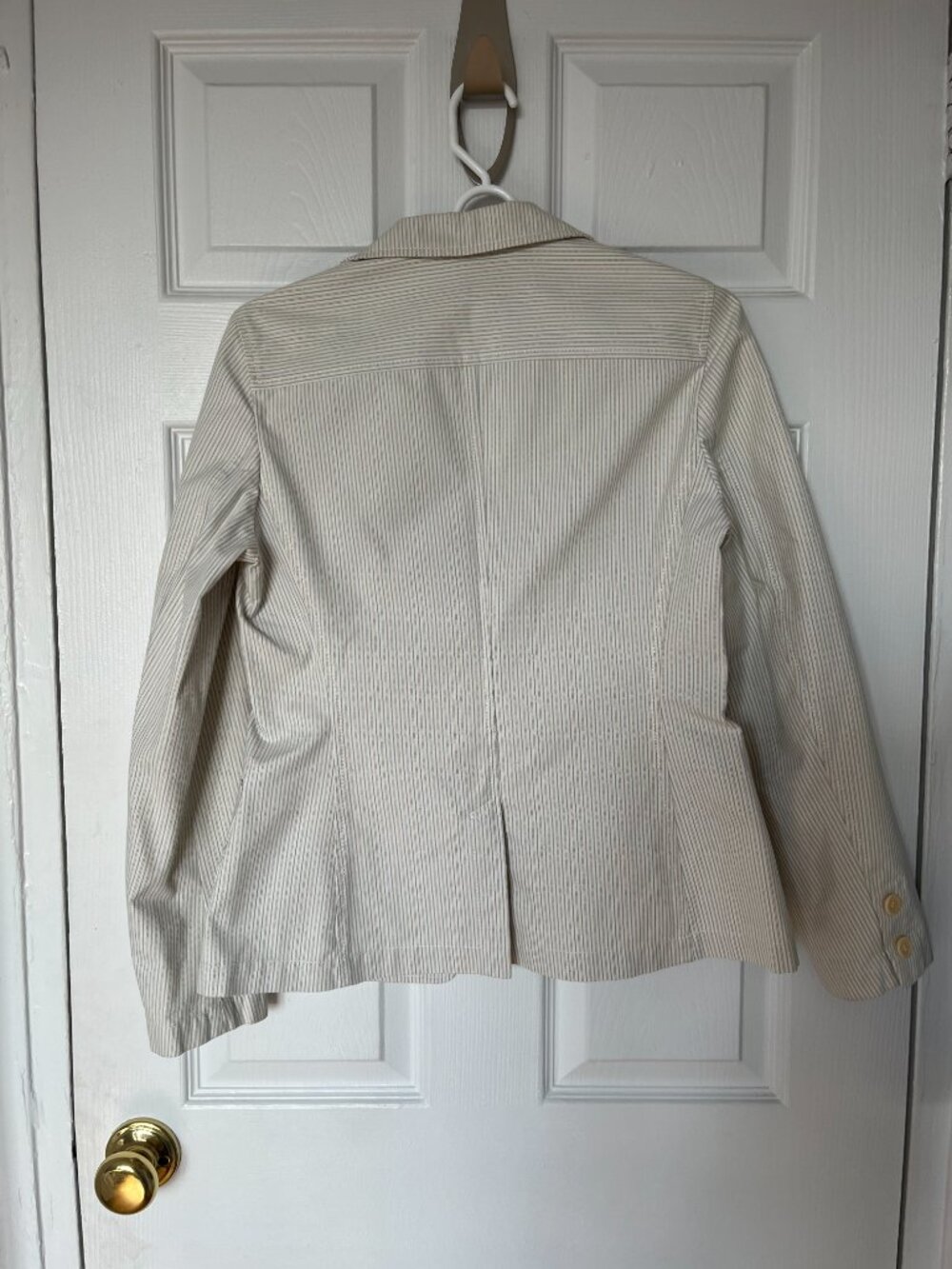 MaxMara Spring Beige Stripped Blazer - Picture 6 of 6